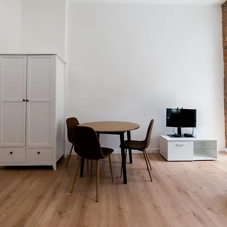 Appartement Old Town Bright & Dark *