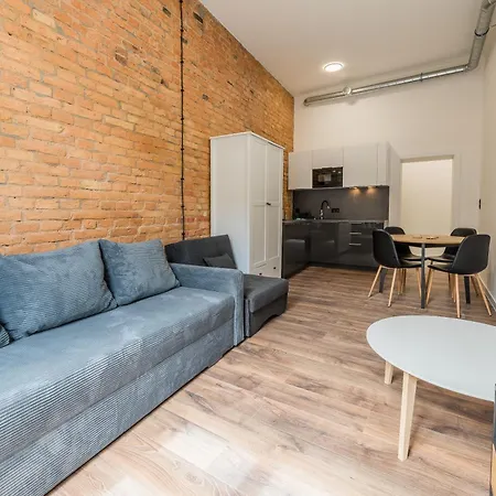 Old Town Bright & Dark Apartment Poznan
