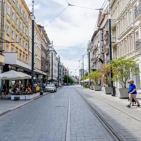 Old Town Bright & Dark *