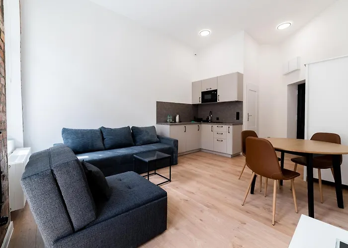 Апартаменты Old Town Bright & Dark *