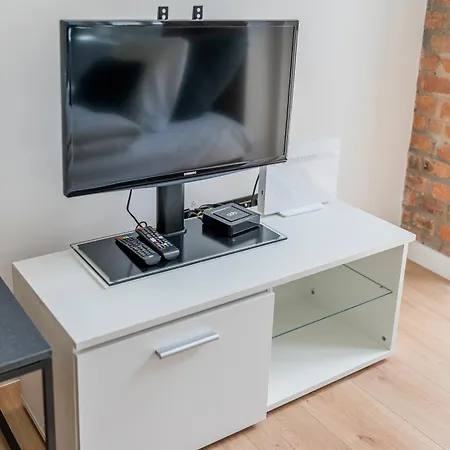 Old Town Bright & Dark Lägenhet