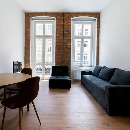 Old Town Bright & Dark * Poznań