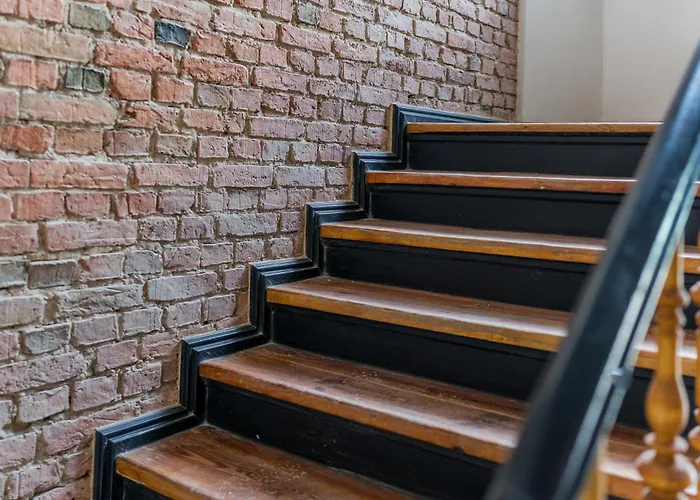 Old Town Bright & Dark شقة بوزنان