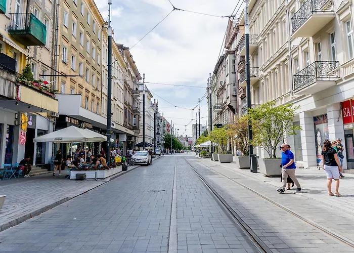 Old Town Bright & Dark *