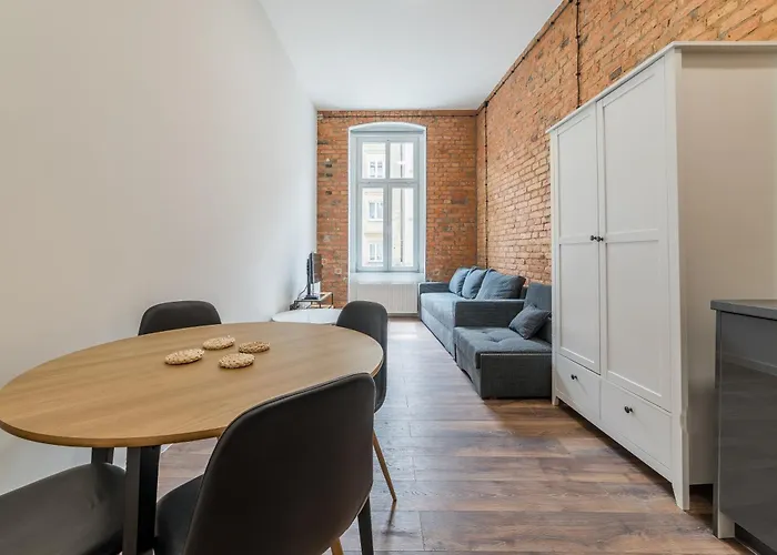 Apartamento Old Town Bright & Dark